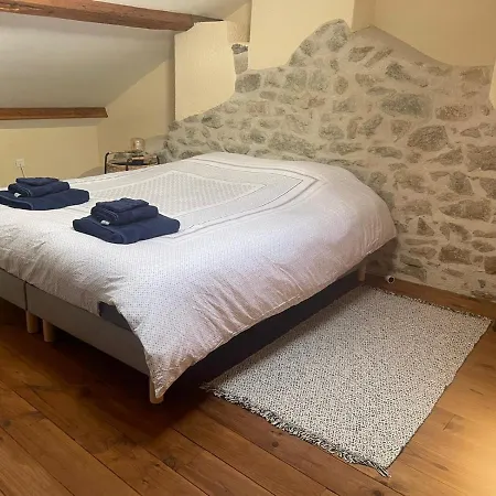 Superbe Gite Laugy Dans Les Montagnes D'ambert Holiday home